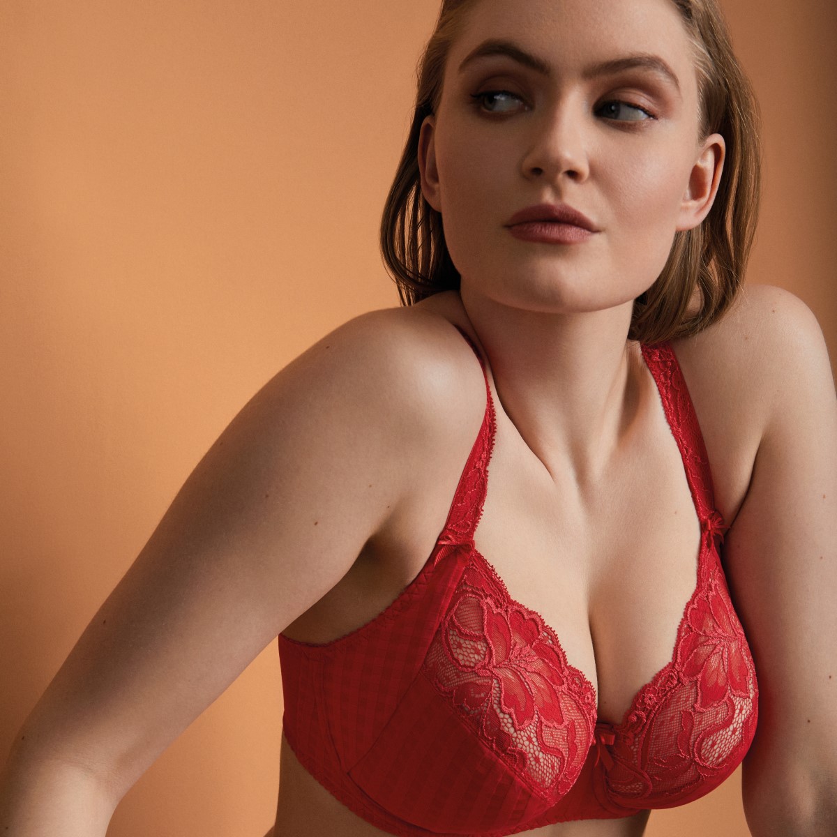 Madison (scarlet)